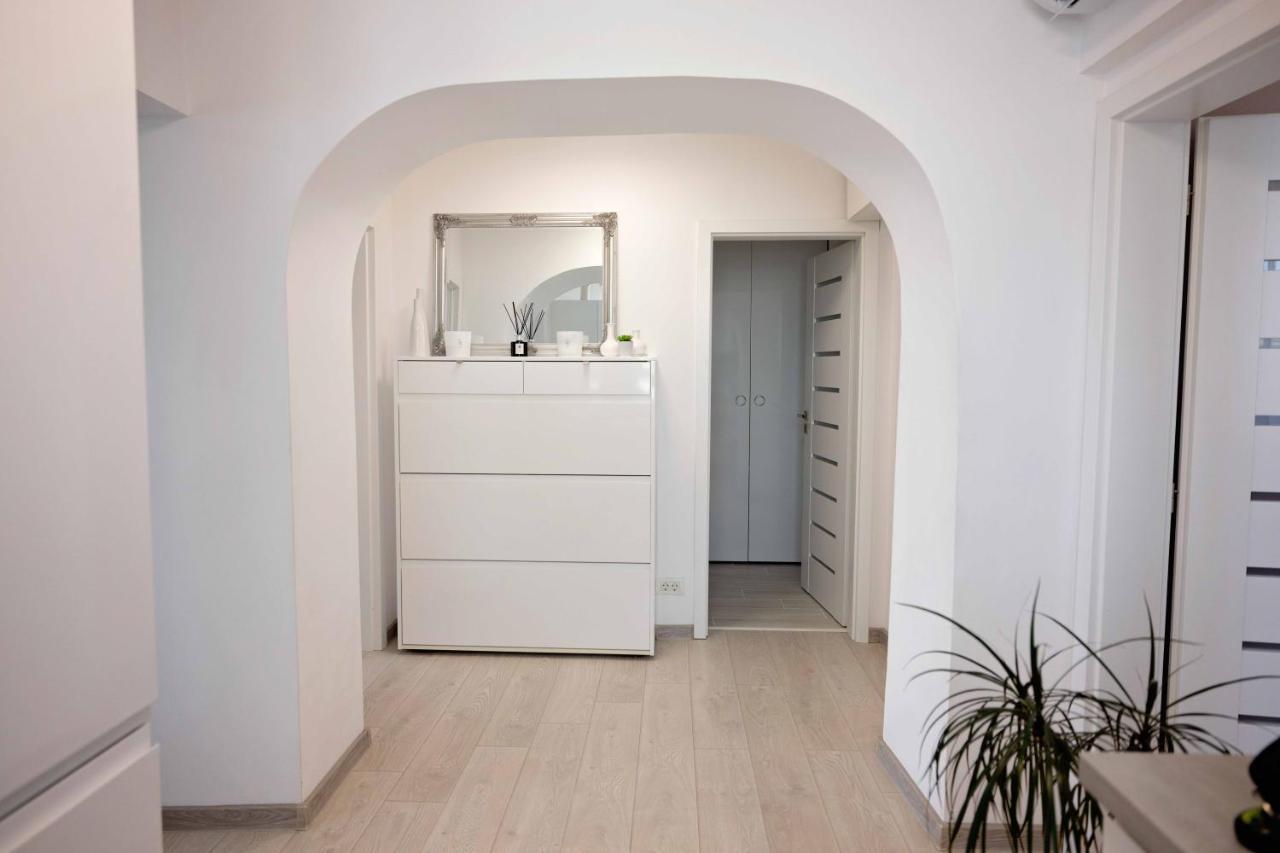 Joyful Apartment ทิมิชัวรา ภายนอก รูปภาพ