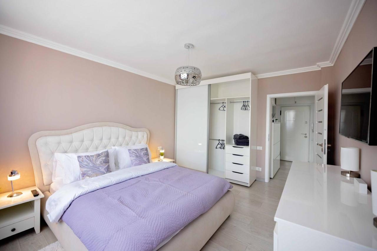 Joyful Apartment ทิมิชัวรา ภายนอก รูปภาพ