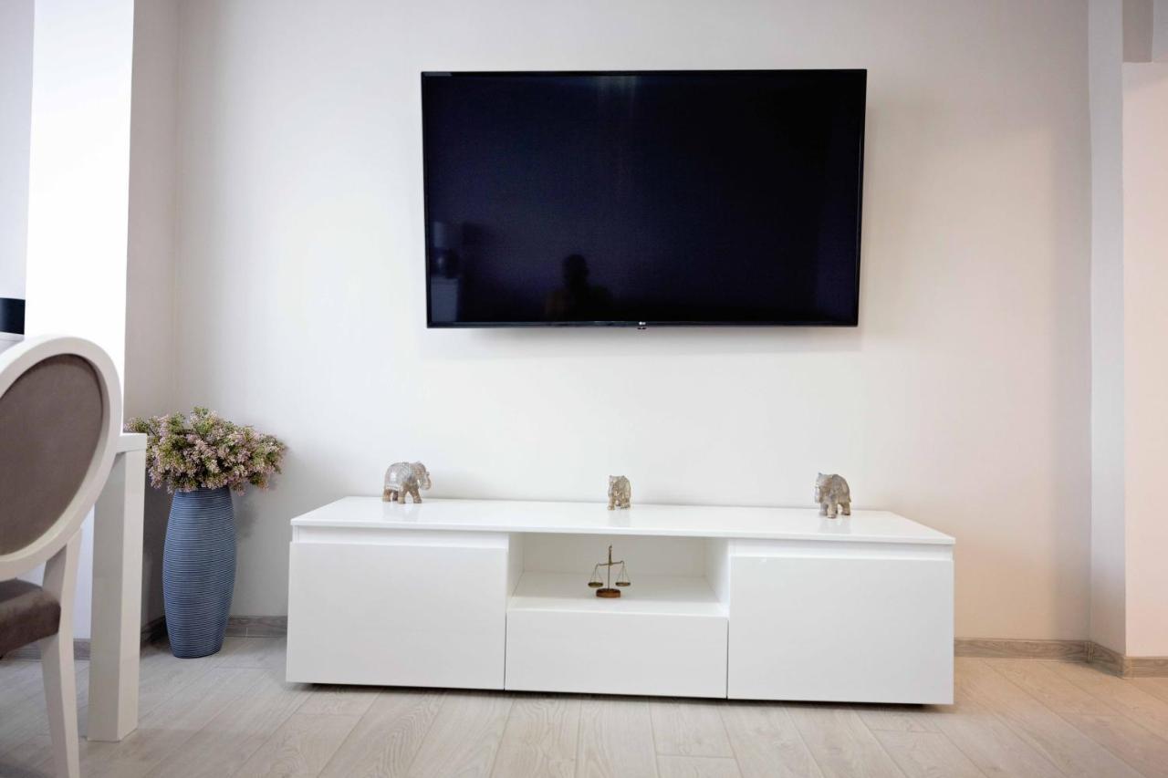 Joyful Apartment ทิมิชัวรา ภายนอก รูปภาพ